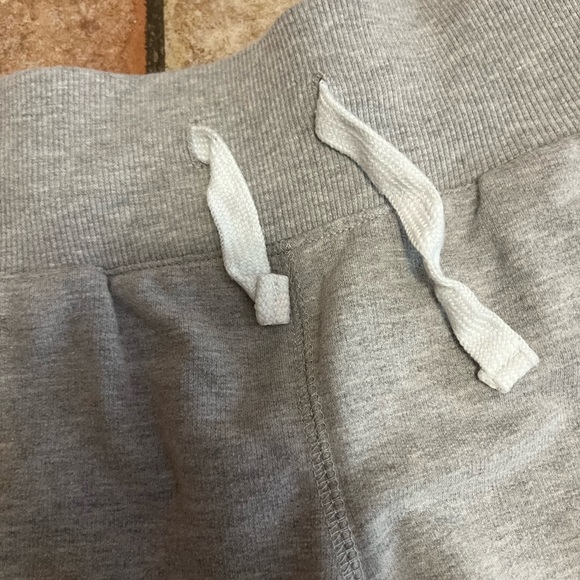 Brand New O’Neil Joggers - Picture 2 of 4